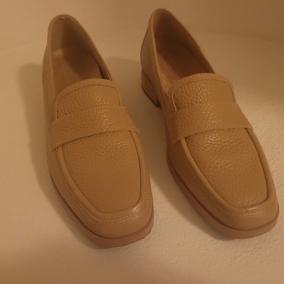 VIONIC SELLAH SQUARE TOE LOAFER (WOMEN)  7.5M - Picture 4 of 6